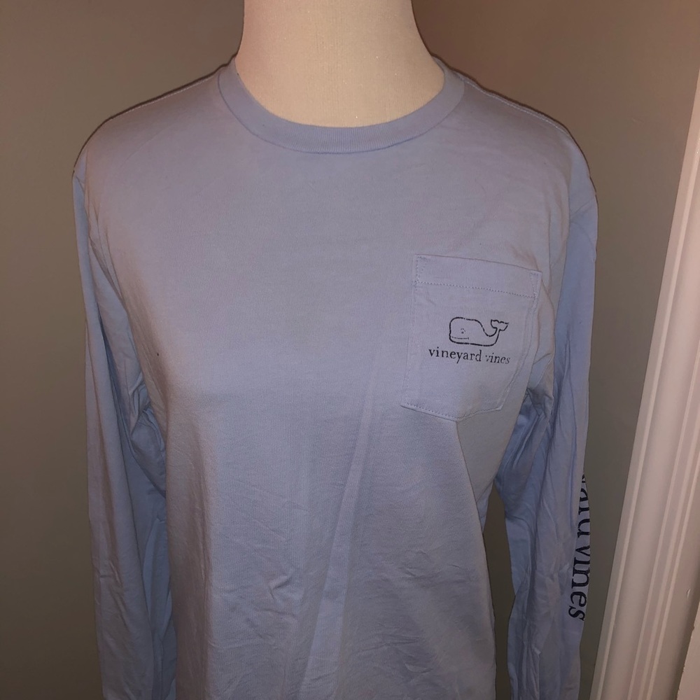 VINEYARD VINES long sleeve whale graphic t-shirt
